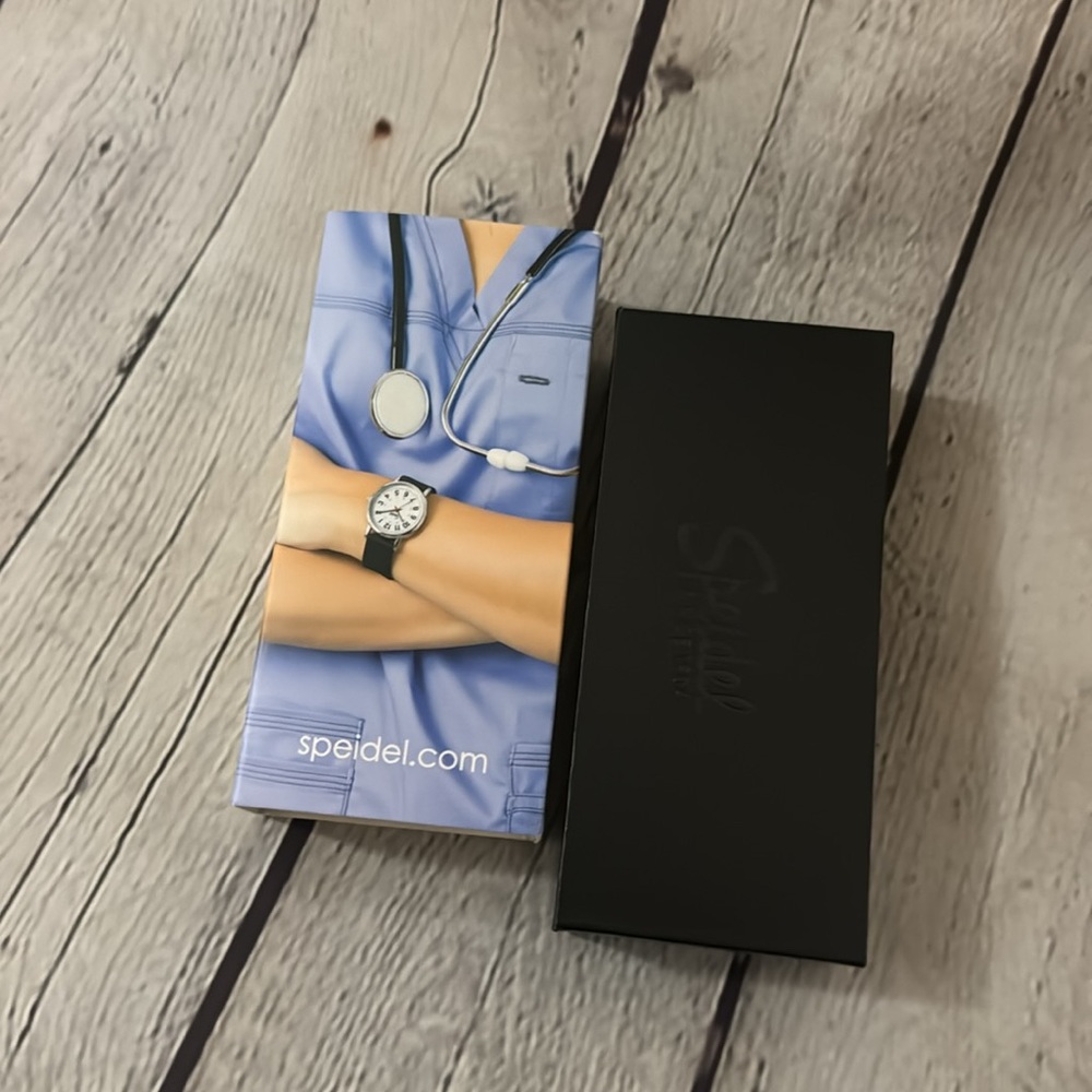 Speidel Scrub Watch Tan and Silver - Picture 11 of 14